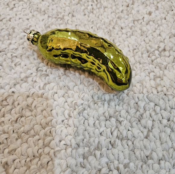 Pickle Ornament by Kurt Adler - Picture 8 of 11